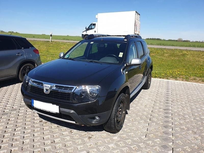 Używany Dacia Duster Prestige 105 KM (77 kW) 2011 Czarny SUV