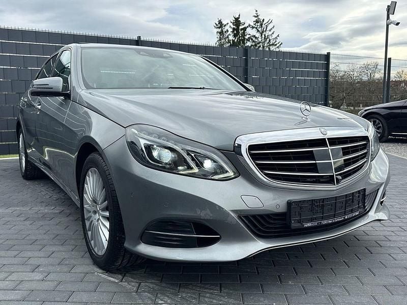 Gebraucht Mercedes E300 252 PS (185 kW) 2013 Silber Limousine