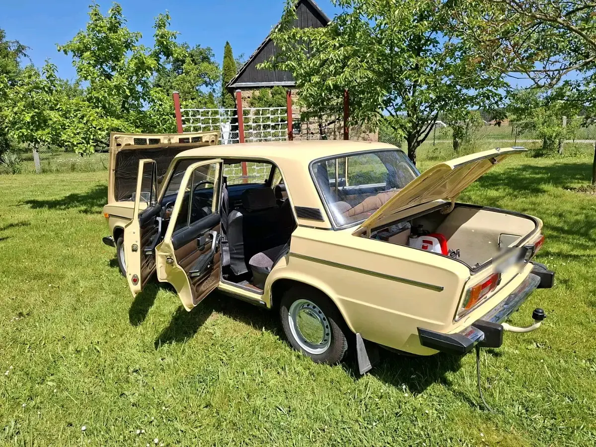 Gebraucht Lada 2106 65 PS (47 kW) 1988 Gelb Limousine