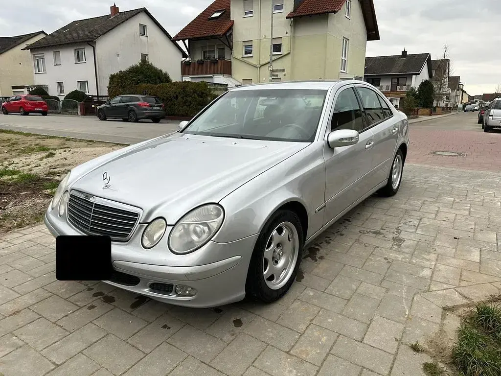 Brugt Mercedes E220 Classic 150 HK (110 kW) 2004 Sedan