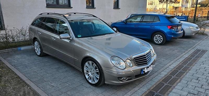 Gebraucht Mercedes E350 272 PS (200 kW) 2008 Gold Kombi