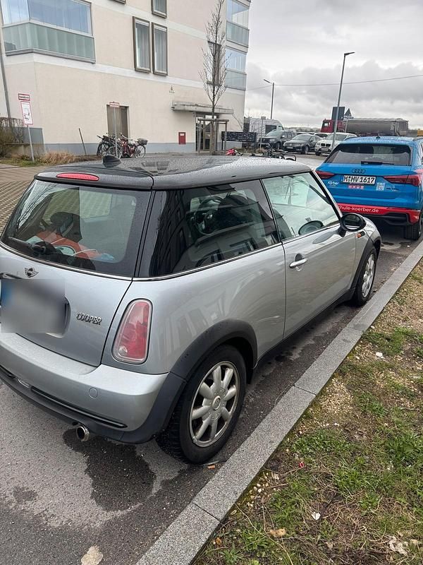 Gebraucht Mini Cooper 115 PS (84 kW) 2005 Silber Kleinwagen