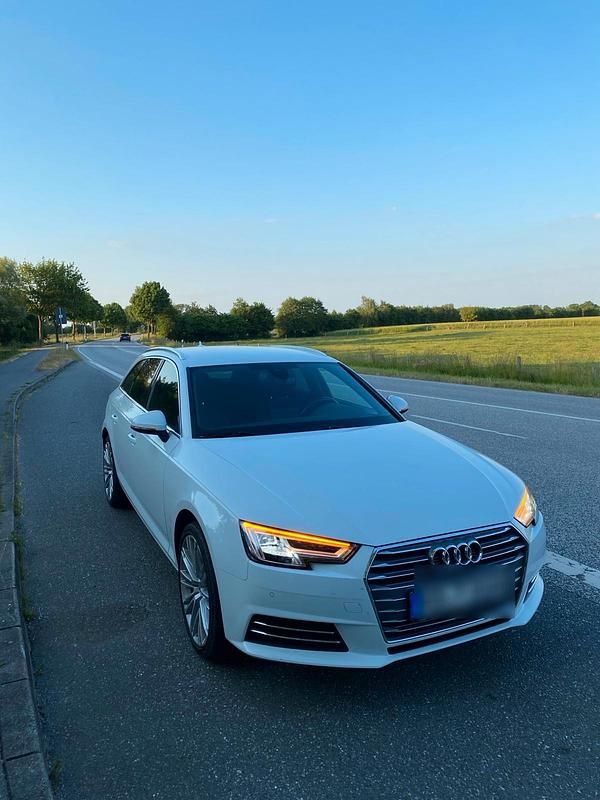 Gebraucht Audi A4 190 PS (139 kW) 2016 Weiß Kombi