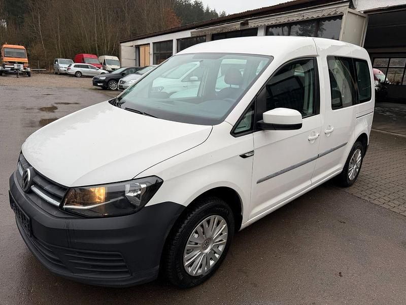 Gebraucht VW Caddy Trendline 102 PS (75 kW) 2018 Weiß Van / Kleinbus