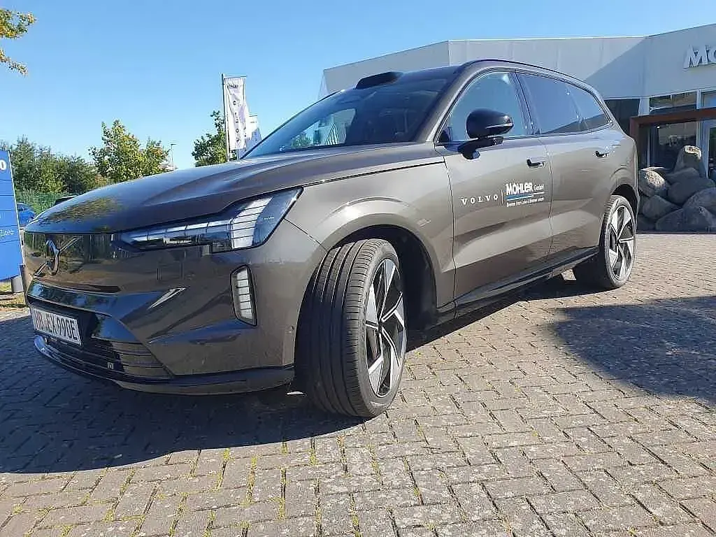 Gebraucht Volvo EX90 Ultra 300 kW (408 PS) 2025 Platinum grey metallic SUV