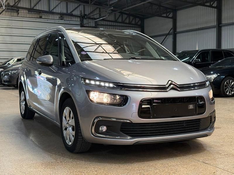 Grau Gebraucht 2017 Citroën Grand C4 Picasso SELECTION Van / Kleinbus | 9.000 € (Fairer Preis) - Bild 1/4