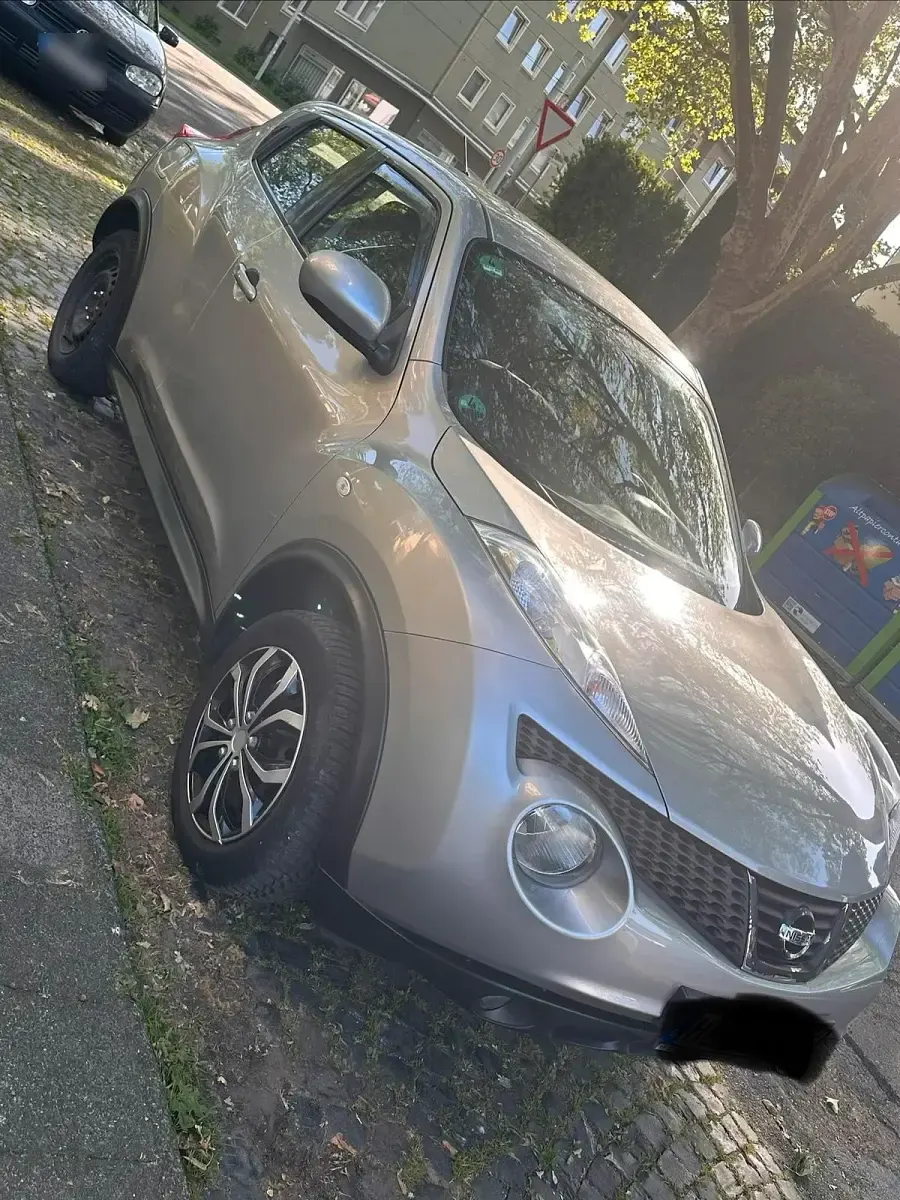 Gebraucht Nissan Juke 105 PS (77 kW) 2013 Silber SUV