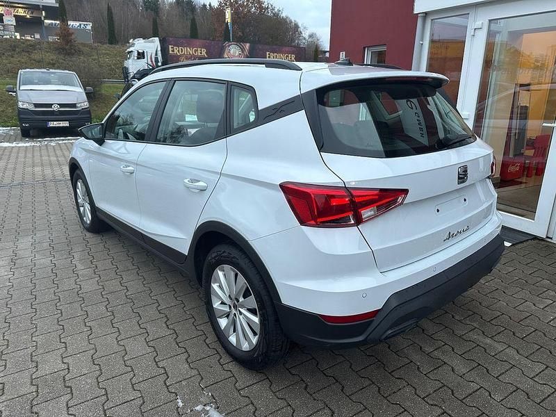 Gebraucht Seat Arona Style 95 PS (69 kW) 2023 Weiß SUV