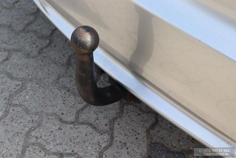 Gebraucht Honda Civic Comfort 99 PS (72 kW) 2013 Grau Limousine