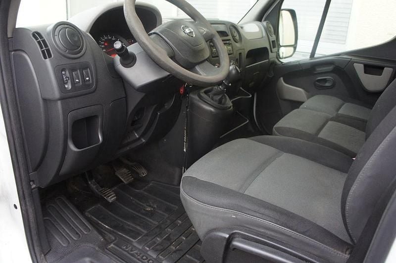 Gebraucht Nissan NV400 Comfort 125 PS (91 kW) 2016 Ice white Van