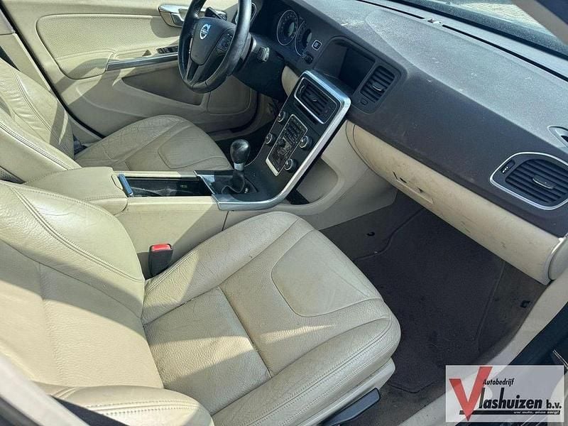 Gebraucht Volvo S60 Kinetic 179 PS (131 kW) 2011 Schwarz Limousine