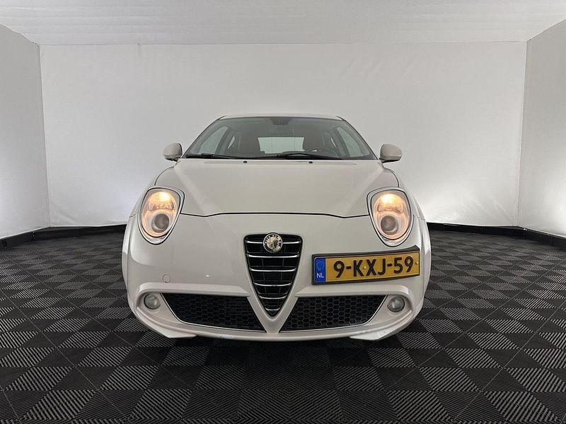 Gebraucht Alfa Romeo MiTo Distinctive 86 PS (63 kW) 2013 Weiß Kleinwagen