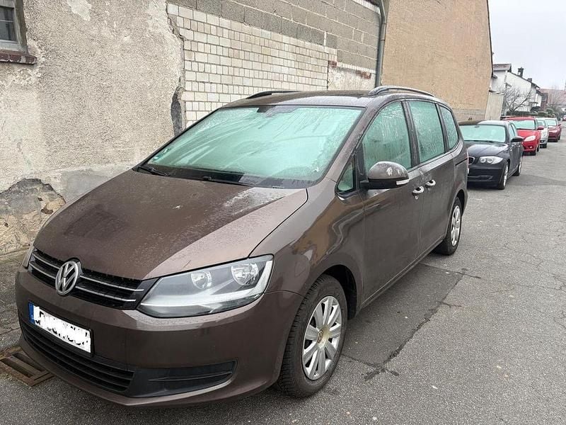 Beige Gebraucht 2011 VW Sharan Comfortline Van / Kleinbus | 7.500 € (Guter Preis) - Bild 1/4