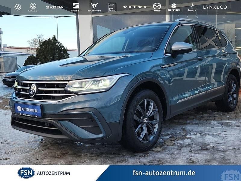 Gebraucht VW Tiguan Allspace 150 PS (110 kW) 2022 Blau SUV