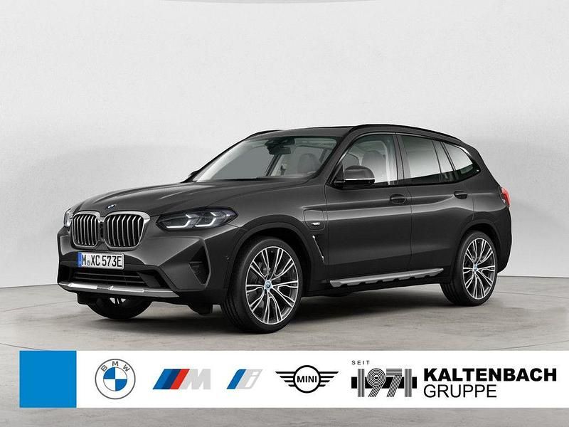 Grau Gebraucht 2022 BMW X3 Sport Line SUV | 41.890 € (Fairer Preis) - Bild 1/3