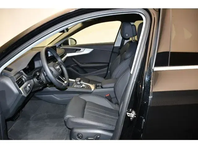 Brugt Audi A4 Advanced 204 HK (150 kW) 2024 Sort Sedan