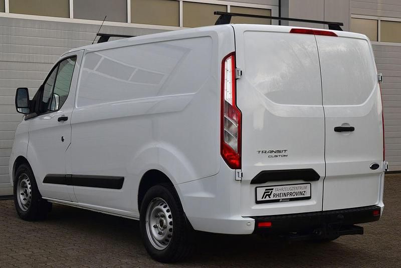 Gebraucht Ford Transit Custom Trend 105 PS (77 kW) 2020 Weiß Van / Kleinbus