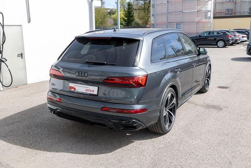 Gebraucht Audi Q7 S-Line 286 PS (210 kW) 2023 Daytonagrau perleffekt SUV