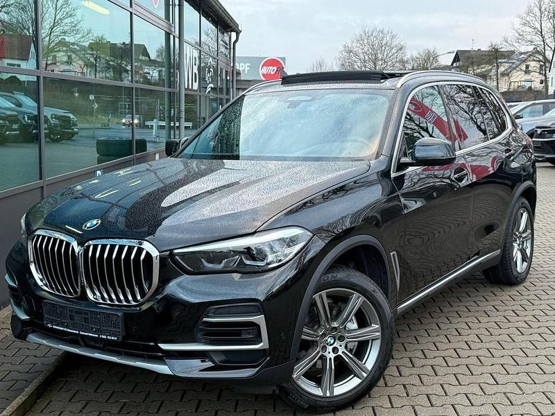 Schwarz Gebraucht 2022 BMW X5 xLine SUV | 61.500 € (Fairer Preis) - Bild 1/4