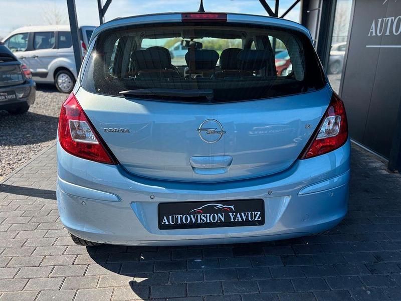 Second-hand Opel Corsa Edition 80 CP (58 kW) 2007 Albastru Hatchback