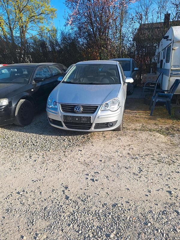 Gebraucht VW Polo 75 PS (55 kW) 2006 Silber Limousine