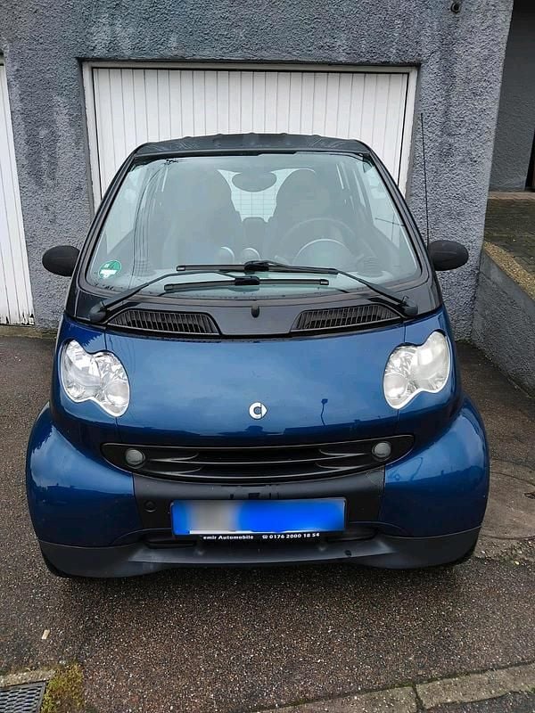 Blau Gebraucht 2003 Smart ForTwo Coupé Kleinwagen | 1.600 € (Fairer Preis) - Bild 1/4