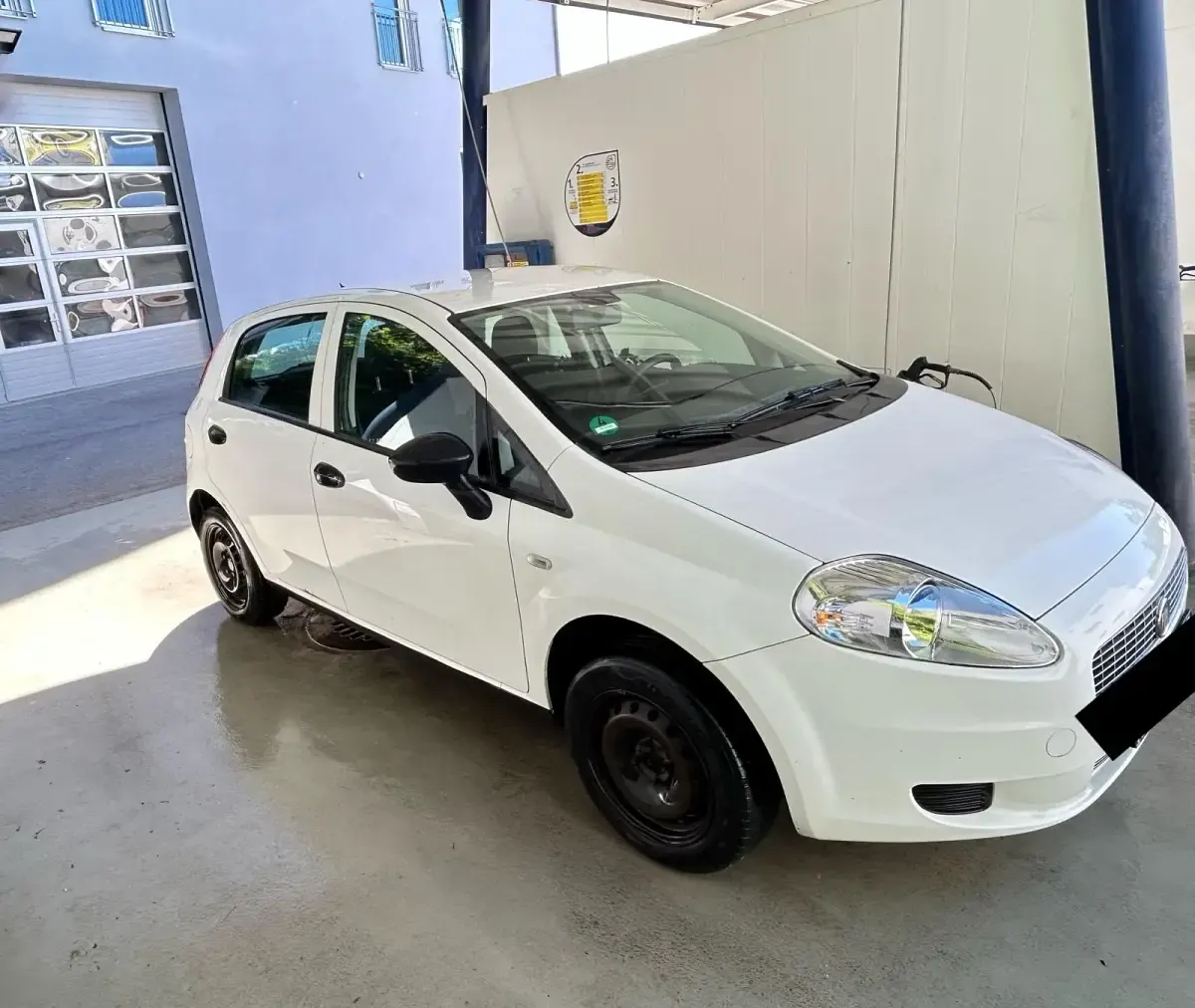 Gebraucht Fiat Punto 65 PS (47 kW) 2009 Weiß Kleinwagen