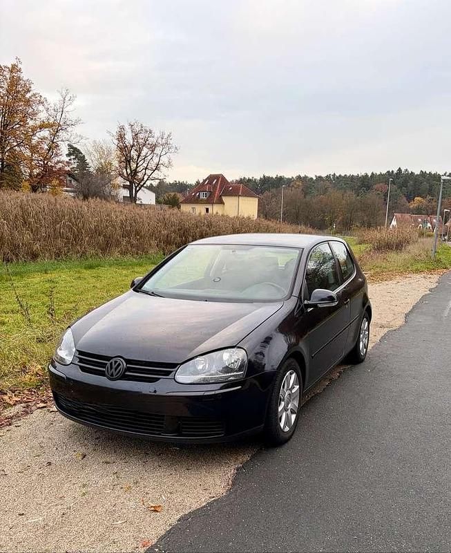 Schwarz Gebraucht 2005 VW Golf IV Sportline Limousine | 4.350 € (Teuer) - Bild 1/4