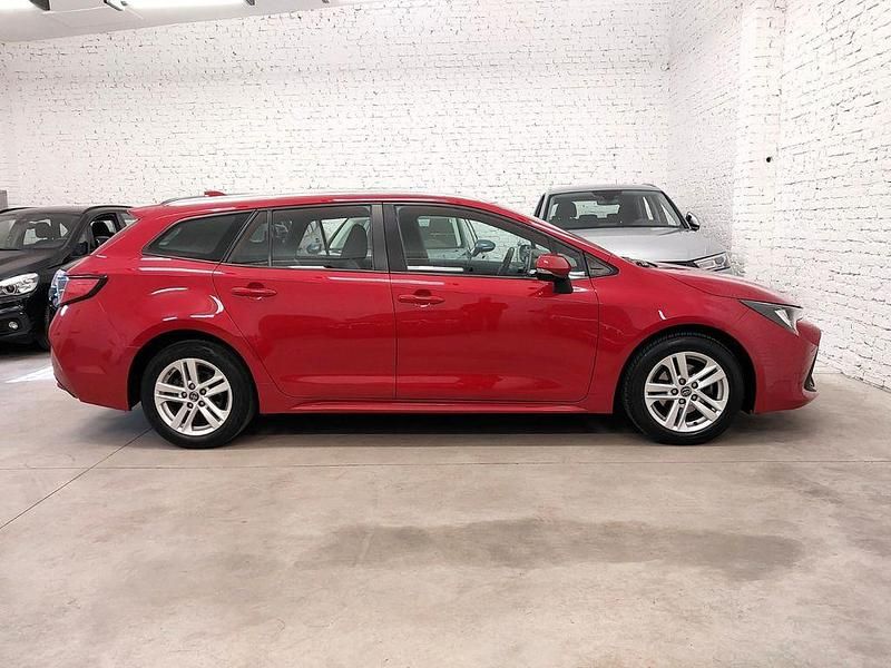 Gebraucht Toyota Corolla Comfort 116 PS (85 kW) 2019 Rot Kombi