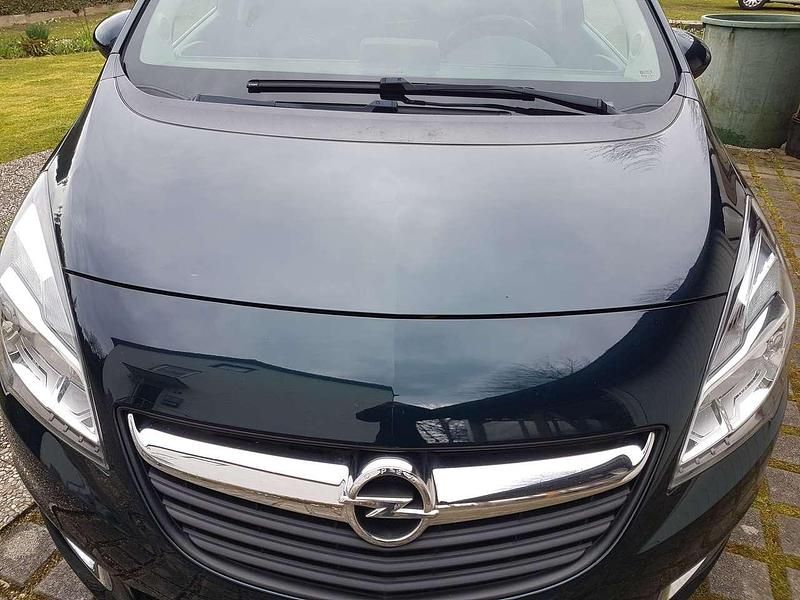 Grün Gebraucht 2015 Opel Meriva Style Van / Kleinbus | 6.850 € (Guter Preis) - Bild 1/4