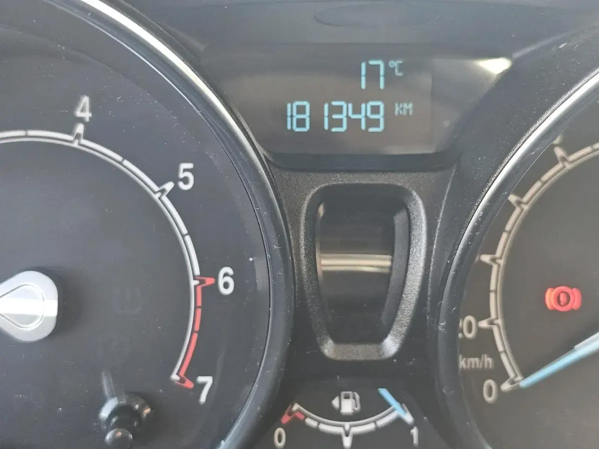 Second-hand Ford B-MAX 120 CP (88 kW) 2012 Negru Monovolum