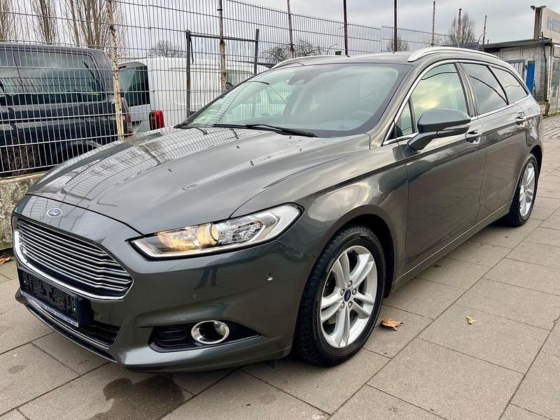 Silber Gebraucht 2019 Ford Mondeo Titanium Kombi | 12.250 € (Guter Preis) - Bild 1/4