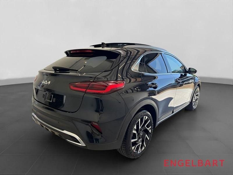 Neu Kia XCeed Platinum Edition 140 PS (102 kW) 2025 Schwarz SUV