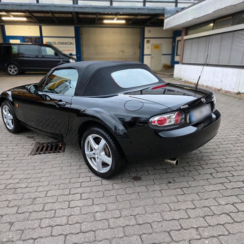 Gebraucht Mazda MX5 126 PS (92 kW) 2006 Schwarz Cabrio