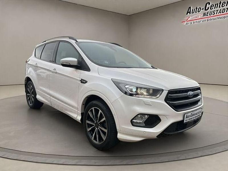 Gebraucht Ford Kuga ST-Line 184 PS (135 kW) 2018 Weiß SUV