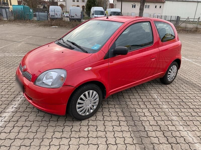 Gebraucht Toyota Yaris 86 PS (63 kW) 2001 Rot Kleinwagen