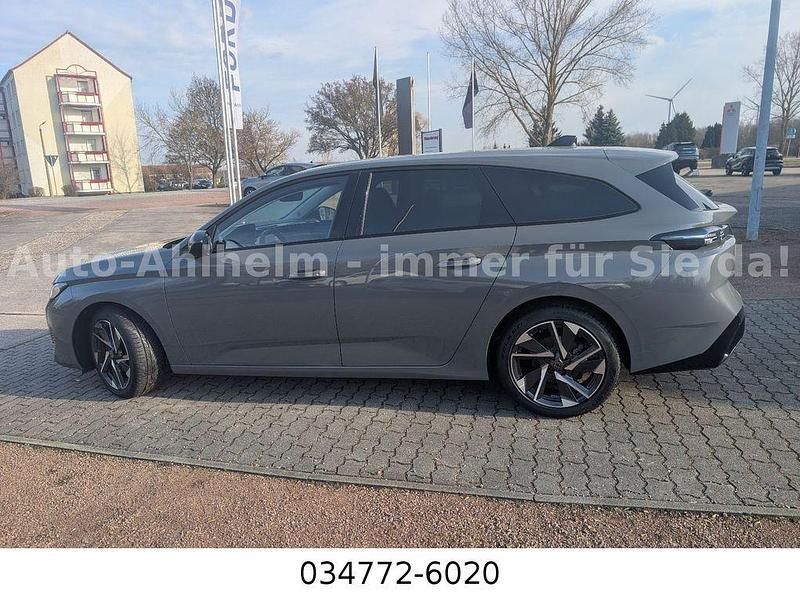 Gebraucht Peugeot 308 SW Allure 131 PS (96 kW) 2024 Grau Kombi