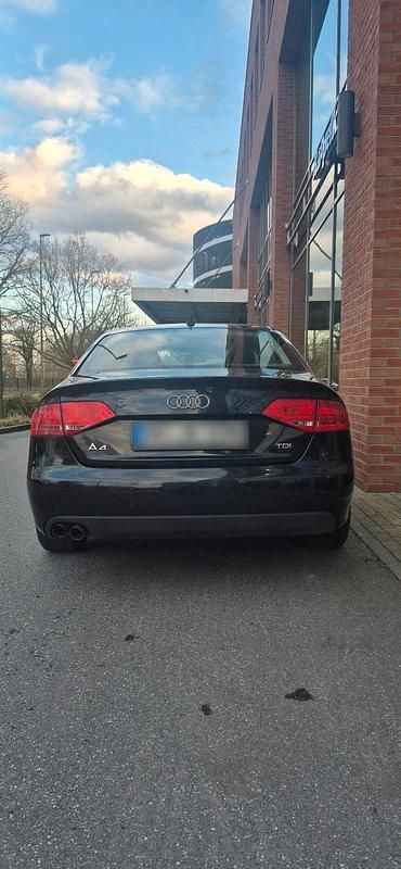Gebraucht Audi A4 143 PS (105 kW) 2010 Schwarz Limousine