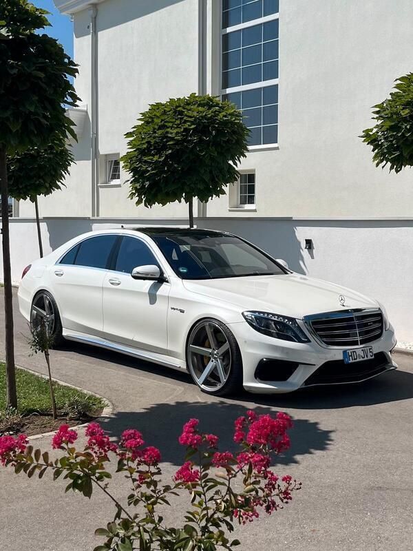 Weiß Gebraucht 2015 Mercedes S63L AMG AMG Limousine | 62.500 € - Bild 1/4