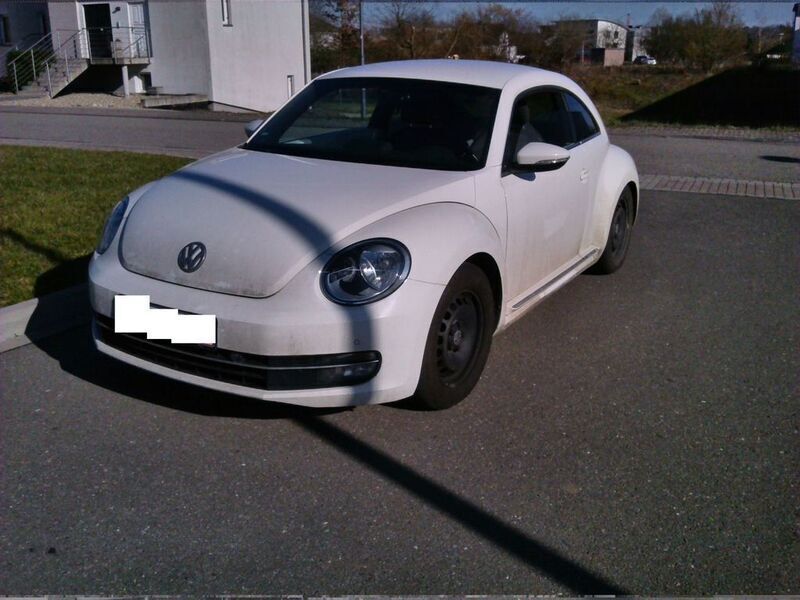Weiß Gebraucht 2014 VW Beetle Design Limousine | 8.000 € (Guter Preis) - Bild 1/4