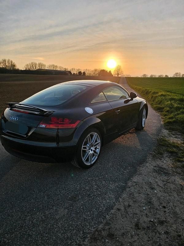 Second-hand Audi TT 200 CP (147 kW) 2008 Negru Coupe