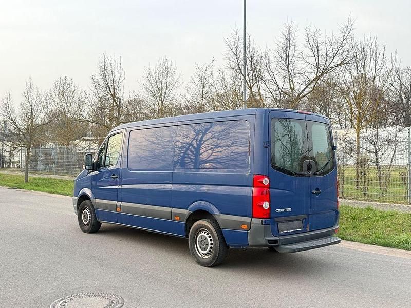 Gebraucht VW Crafter 136 PS (100 kW) 2016 Blau Van