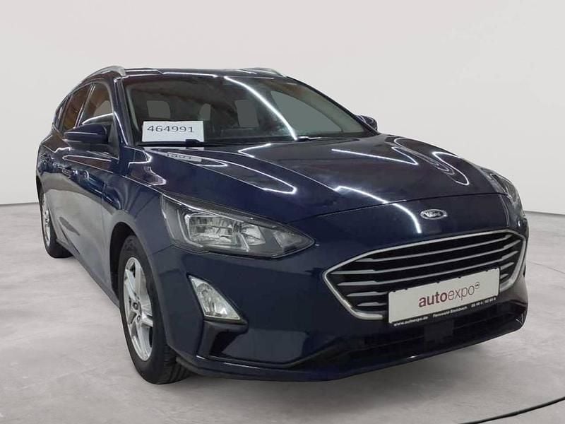 Blazer blau Gebraucht 2020 Ford Focus Cool & Connect Kombi | 11.490 € - Bild 1/4