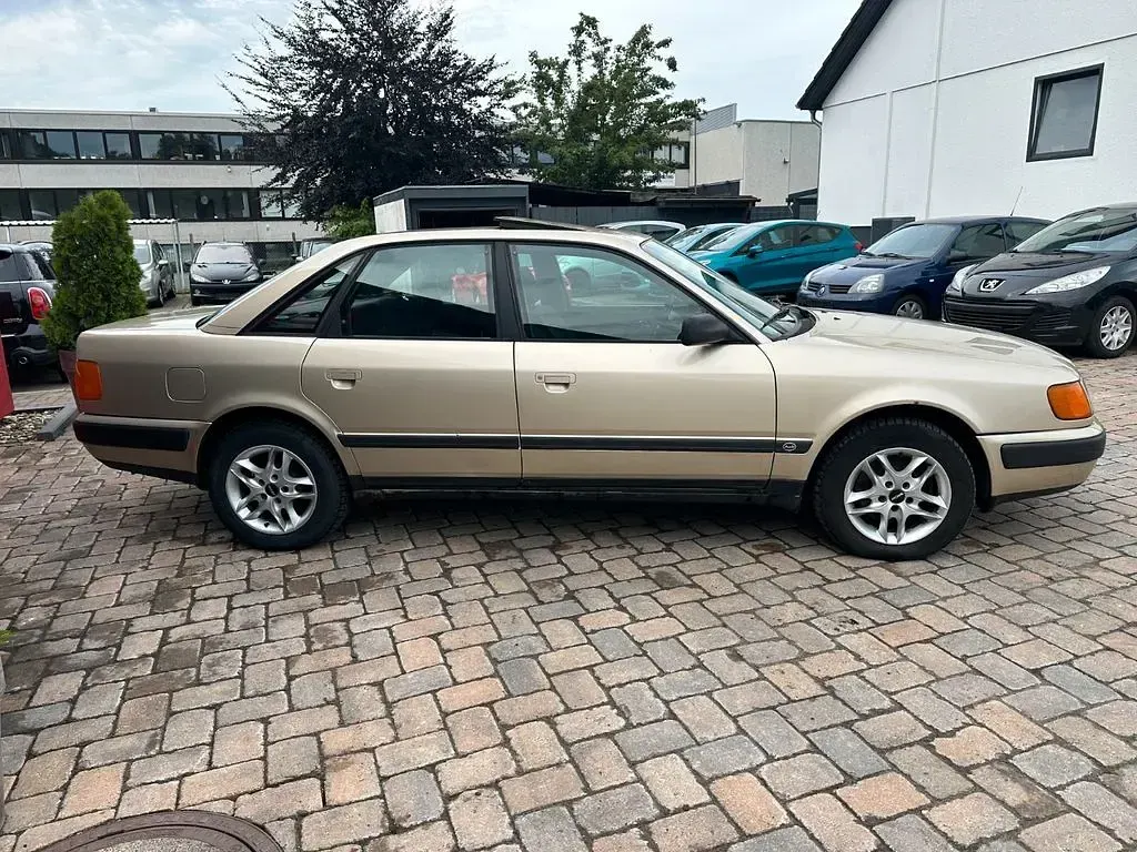 Gebraucht Audi 100 101 PS (74 kW) 1991 Gold Limousine