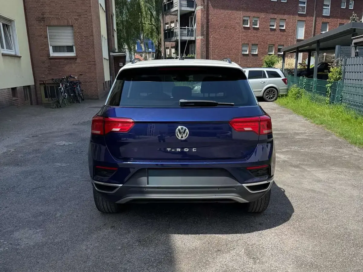 Gebraucht VW T-Roc IQ Drive 150 PS (110 kW) 2018 Blau SUV