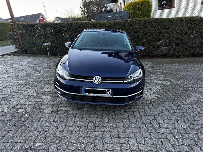 Second-hand VW Golf VII Highline 150 CP (110 kW) 2019 Albastru Berlinǎ