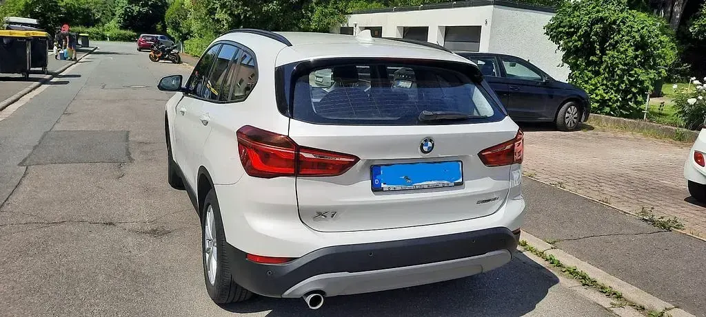 Gebraucht BMW X1 Advantage 140 PS (102 kW) 2019 Weiß SUV