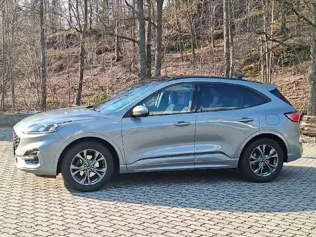 Gebraucht Ford Kuga ST-Line X 150 PS (110 kW) 2020 Silber SUV