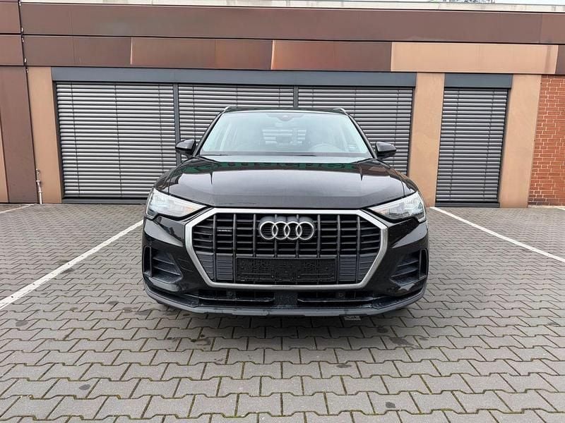 Gebraucht Audi Q3 Ambiente 190 PS (139 kW) 2019 Schwarz SUV