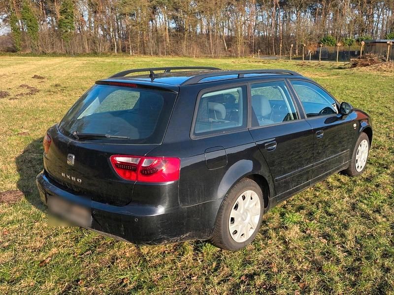 Gebraucht Seat Exeo 143 PS (105 kW) 2011 Schwarz Kombi